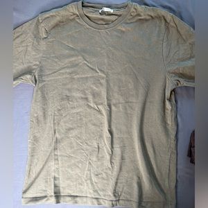 Zara Men’s Khaki Green Tee